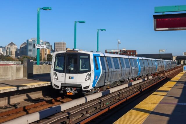 1748354882_SJM-L-RIDERSHIP-1004-16.jpg