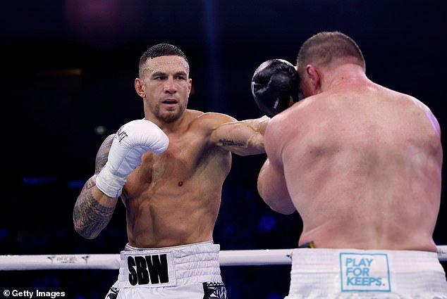 100383045-14912895-Paul_Gallen_earned_boxing_bragging_rights_over_rival_Sonny_Bill_-a-2_175271252703.jpeg