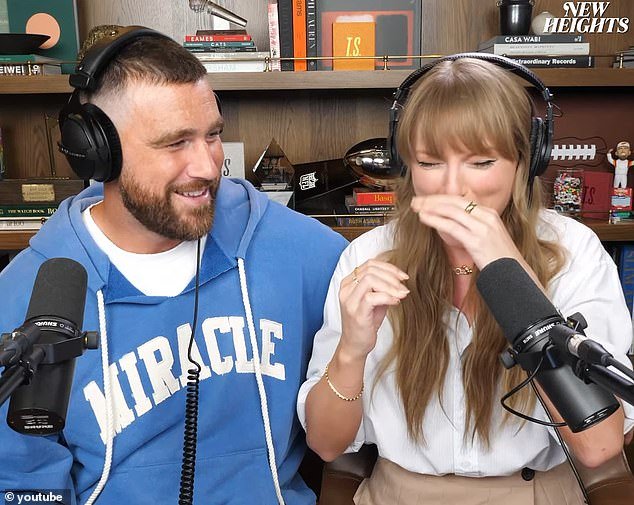 101203347-14998579-A_smitten_Travis_Kelce_sent_social_media_into_a_frenzy_with_his_-m-10_17551308593.jpeg