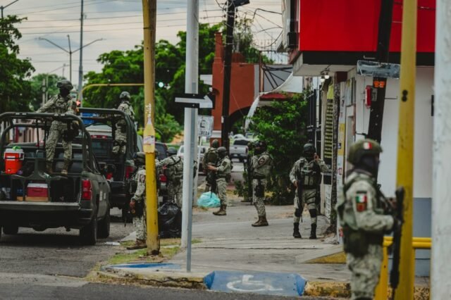 SJM-Z-OPED-DEPETRIS-0831-SINALOA-CARTEL.jpg