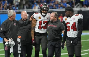 Clavícula quebrada deixou o Bucs WR Mike Evans de lado durante a maior parte da temporada, disse o técnico Todd Bowles