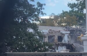 Donald Trump demoliu partes da Casa Branca para dar lugar ao seu novo salão de baile dourado