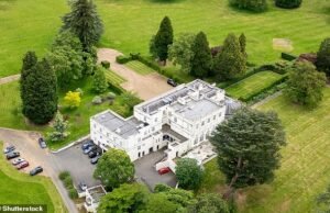 O custo real do contrato do Royal Lodge de Andrew para os contribuintes, já que o ‘arrendamento de ferro fundido’ torna ‘impossível’ despejá-lo, apesar do clamor público