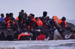 O esquema ridículo de “entra um, sai um” está agora completamente desacreditado. Quanto mais cedo os ministros aceitarem isso, melhor: David Barrett