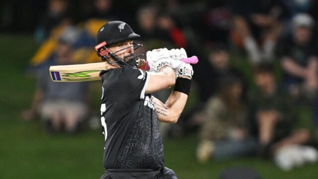 1761469758_New_Zealand_England_Cricket_91439.jpg