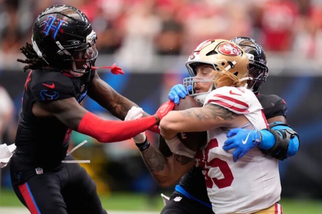 BNG-L-49ERS-1026_298834.jpg