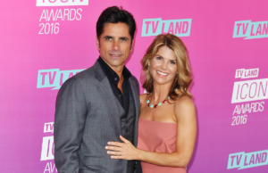 John Stamos aborda rumores de romance de Lori Loughlin