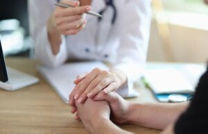 800 nomes de pagadores do Medicaid revogados para lidar com suspeitas de fraude