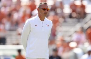 Texas HC Steve Sarkisian assume posição firme sobre renunciar às funções de convocação