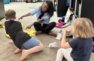 O Berkeley Center for Deaf Children oferece um novo programa para pais