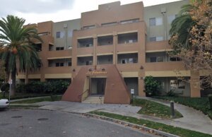 Agência habitacional compra complexo habitacional de baixa renda em San Jose após inadimplência