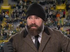 Um emocionado Jason Kelce confere ao vivo na ESPN depois de prestar homenagem ao heróico avô da estrela dos Eagles