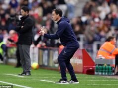 As artes das trevas são utilizadas dentro do clube para ganhar vantagem sobre os rivais: retirar as traves, aquecer o vestiário e pintar as paredes de rosa.