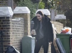 Holly Ramsay sai com uma capa de telefone de ‘noiva’ e quebra o disfarce pela primeira vez desde sua feia briga familiar com os parentes de Adam Peaty – enquanto ela dá uma visão prematura dos planos de casamento em um novo trailer muito estranho