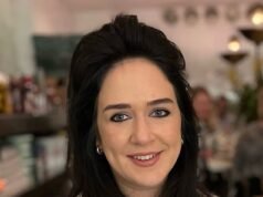 A advogada da BlackRock que admitiu ter chutado um passageiro após um discurso homofóbico movido a bebida em um trem foi poupada da prisão