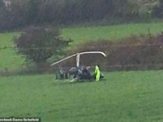 Girocóptero ‘cai do céu’ enquanto serviços de emergência correm para o local do acidente