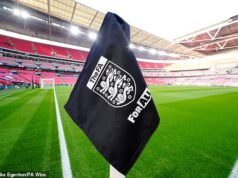 Jogador de futebol transgênero ‘bloqueia proibição da FA no futebol feminino’