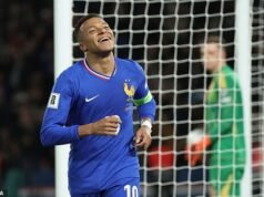 Kylian Mbappe atinge um marco importante na carreira com a França garantindo vaga na Copa do Mundo e Hugo Ektic marcando seu primeiro gol internacional