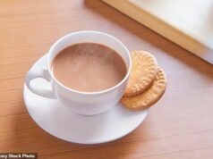 Atenha-se à chaleira! O britânico médio bebe 62.046 xícaras de chá durante a vida