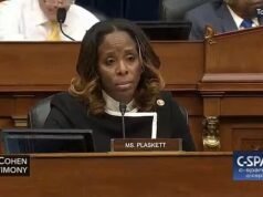 Momento notável: congressista democrata vista enviando mensagens de texto para Epstein durante audiência de Trump – sugere que ele está fazendo perguntas