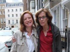 Homenagens foram recebidas pela ex-editora do Mail on Sunday, Susanna Gross, após sua morte aos 58 anos