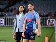 Uma das maiores estrelas do futebol australiano deixou seu clube depois de apenas um ano em um misterioso mega contrato de quatro temporadas