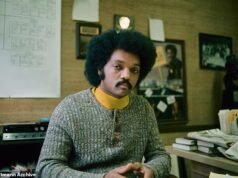 A família de Jesse Jackson diz que o líder dos direitos civis ‘não está em aparelhos de suporte vital’, apesar dos relatos