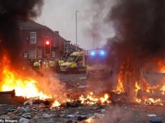 A polícia pode revelar o status de imigração e a etnia dos suspeitos sem prejudicar o processo: lei de desacato definida para revisão após tumultos em Southport