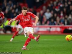 Nottingham Forest ‘indica o preço pedido por Elliott Anderson em meio ao interesse do Manchester United e do Newcastle no meio-campista’