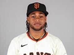 O shortstop do San Francisco Giants, Antonio Jimenez, provavelmente foi hospitalizado após um terrível acidente de carro na República Dominicana