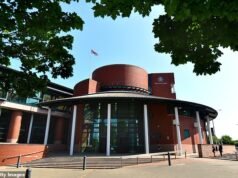 Um homem e uma mulher de 50 anos admitiram sequestrar um bebê de 10 meses em Blackpool