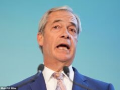 As reformas de Nigel Farage destroem a ‘traição’ de Rachel Reeves de aumentar os impostos sobre os britânicos, enquanto o Reino Unido gasta quantias ‘extorsivas’ com estrangeiros