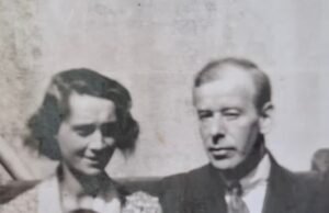 ‘Quatro horas de bombardeios e tiros – que noite’: Terror Blitz no diário da Segunda Guerra Mundial publicado por dona de casa de Londres