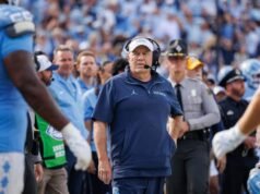 Bill Belichick diz que não buscou e não buscará um emprego na NFL, reafirmando o foco da UNC