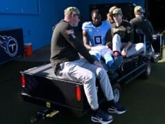 Titans WR Calvin Ridley quebrou a fíbula na derrota para os Texans