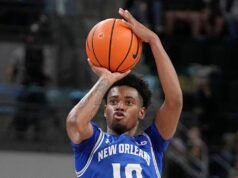 Ex-jogador de basquete universitário admite participação em esquema de redução de pontos