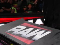 Principais estrelas do WWE SmackDown nos bastidores do Monday Night Raw