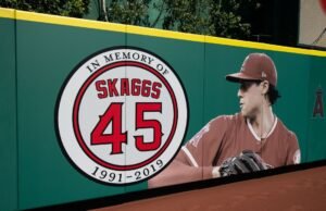 Mãe de Skaggs: sabia do vício do filho; Não perguntado pelos anjos