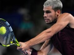 Carlos Alcaraz não poderá jogar a final da Copa Davis devido a uma lesão no tendão da coxa