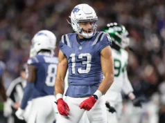 Mac Hollins, dos Patriots, sobre a importância de usar camisas de prevenção ao suicídio antes do TNF: ‘Mesmo que eu não conheça você, eu me importo’