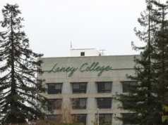 O técnico do ‘Last Chance U’, John Beam, ‘gravemente ferido’ em tiroteio na faculdade de Oakland