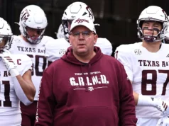 Fonte: Texas A&M e o técnico Mike Elko estão finalizando os termos do contrato