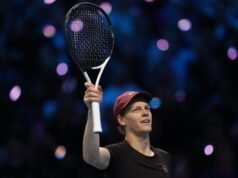 Ciner vence De Minaur e chega à luta pelo título do ATP Finals