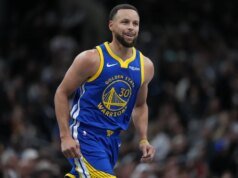 Steph Curry empatou o recorde de Michael Jordan