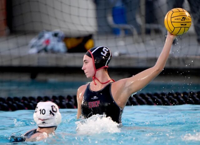 BNG-L-WATERPOLO-1123-33.jpg