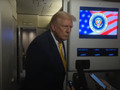 Donald Trump chama repórter de ‘porquinho quieto’ quando questionado sobre arquivos de Epstein