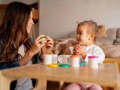 7 maneiras surpreendentes de se relacionar com seu bebê quando você não é o favorito dele