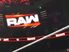 O Campeonato WWE mudou de mãos no Shocker do Monday Night Raw