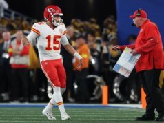 Fãs do Chiefs criticam Andy Reid por jogar Patrick Mahomes ‘debaixo do ônibus’