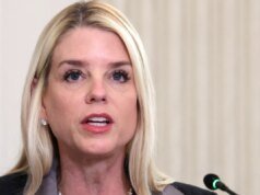 Suspeito preso após ataque ao escritório de Alina Habbar, diz Pam Bondi